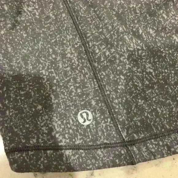 Lululemon grey pullover LIKE NEW - Picture 4 of 4